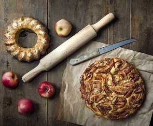Grandma Tobias Caramel Apple Half Pie