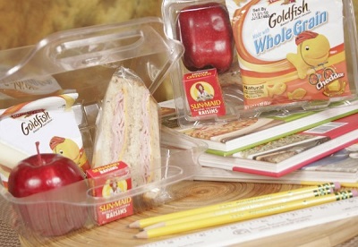 Lunchbox DLM Turkey on 10-Grain Bread