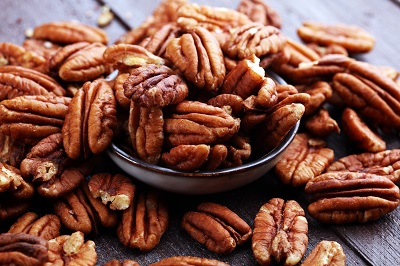 DLM Prepacked Raw Pecan Halves